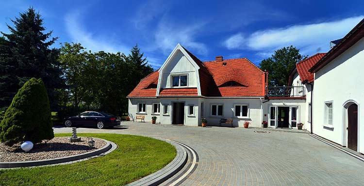 Dworek Natury Strzezenice Luaran gambar